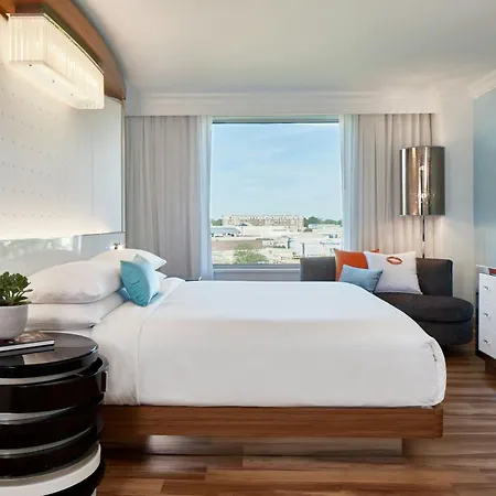 Hotel Renaissance Southpark