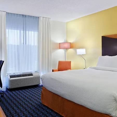 Hotel Fairfield & Arrowood Charlotte