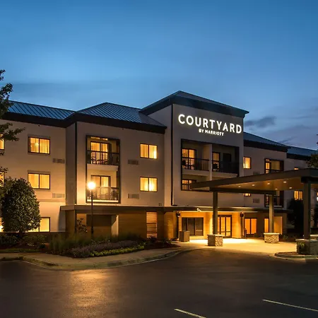 Courtyard By Marriott Ballantyne Hotel 3*