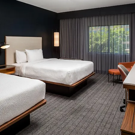 Courtyard By Marriott Ballantyne