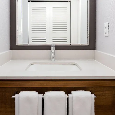 Courtyard By Marriott Ballantyne Charlotte