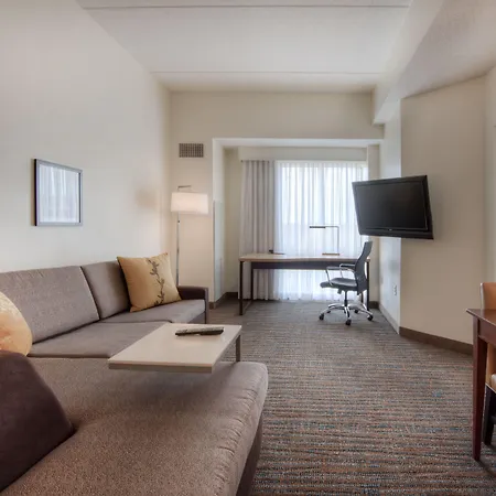 Uptown Hotel
