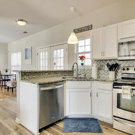 Holiday home Quiet Oasis In Charlotte! Near Uncc Campus Charlotte