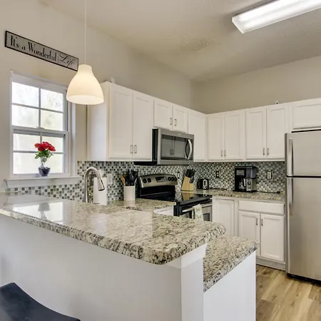 Holiday home Quiet Oasis In Charlotte! Near Uncc Campus Charlotte