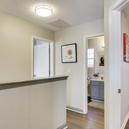 Holiday home Quiet Oasis In Charlotte! Near Uncc Campus Charlotte
