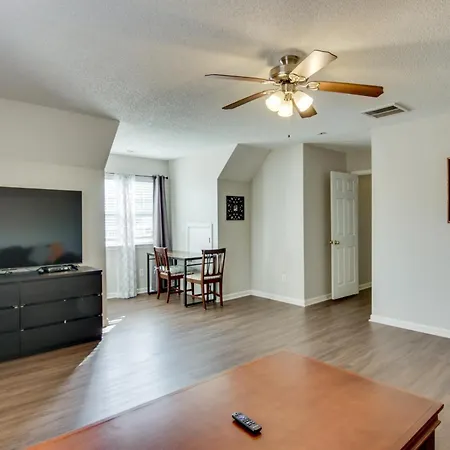 Quiet Oasis In Charlotte! Near Uncc Campus Holiday home Charlotte