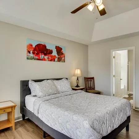 Holiday home Quiet Oasis In Charlotte! Near Uncc Campus