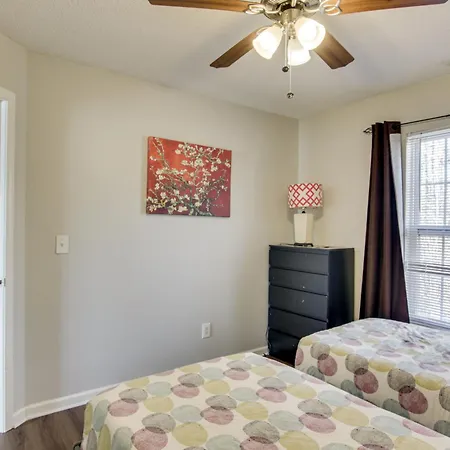 Holiday home Quiet Oasis In Charlotte! Near Uncc Campus Charlotte