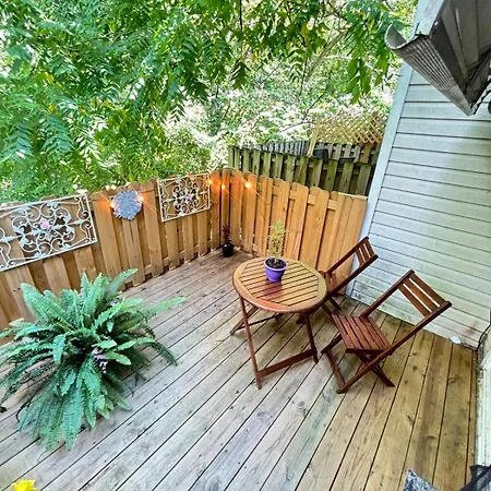 Cozy Retreat With Led And Balcony Charlotte