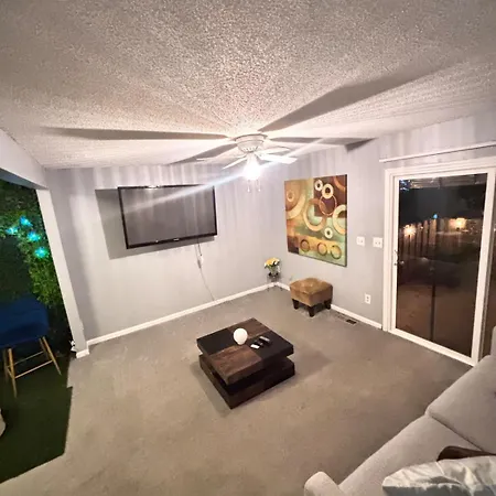 Cozy Retreat With Led And Balcony *