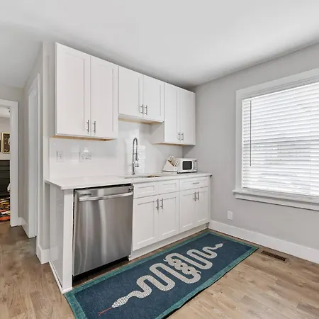 Apartment Optimist Abode 1: <7min To Noda-midwood-uptown Charlotte
