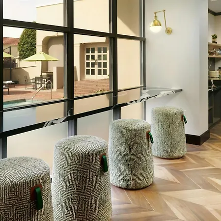 Marriott Southpark Hotel 4*