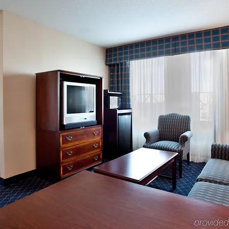 Doubletree By Hilton Center