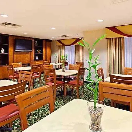 Hotel Fairfield & Arrowood Charlotte