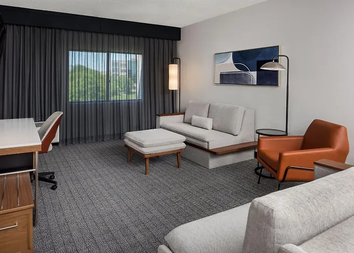 Courtyard By Marriott Charlotte Ballantyne