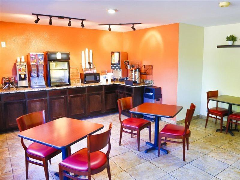 Super 8 By Wyndham 2*