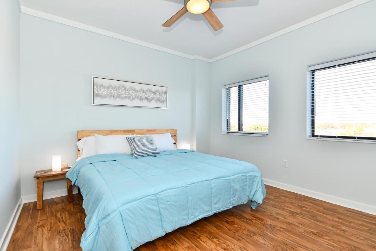 {cloud 9} Luxury 2 Bedroom In Uptown * Charlotte