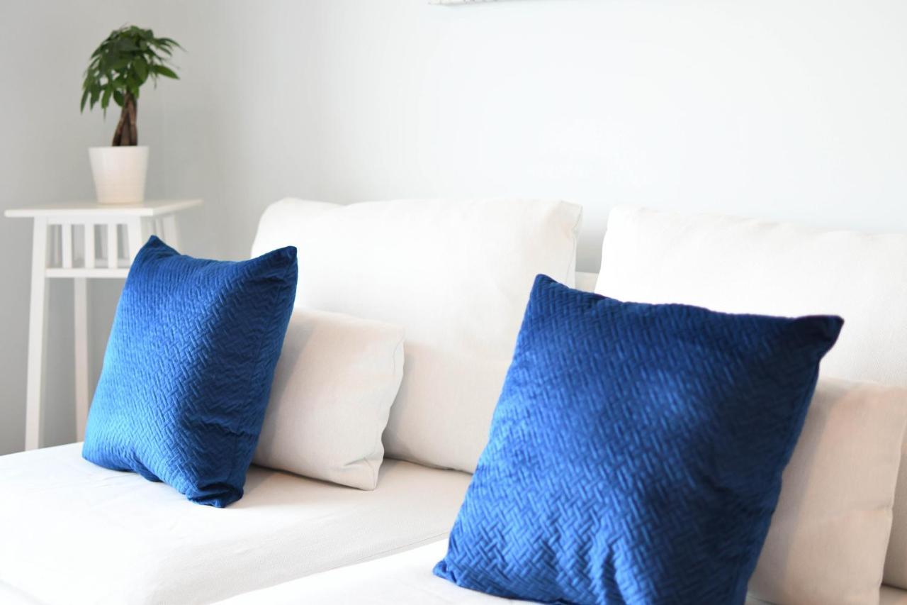 {cloud 9} Luxury 2 Bedroom In Uptown Apartment