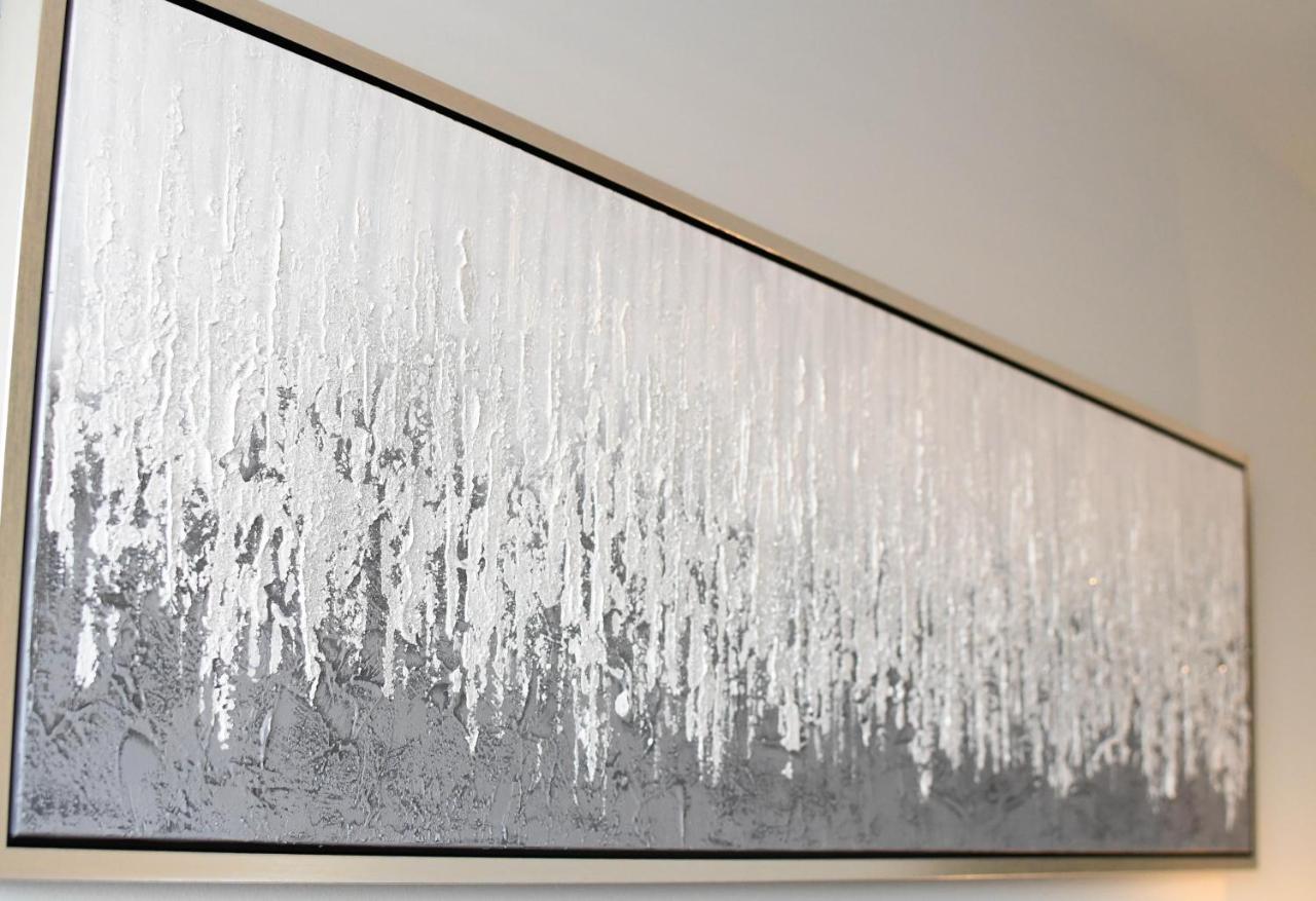 {cloud 9} Luxury 2 Bedroom In Uptown