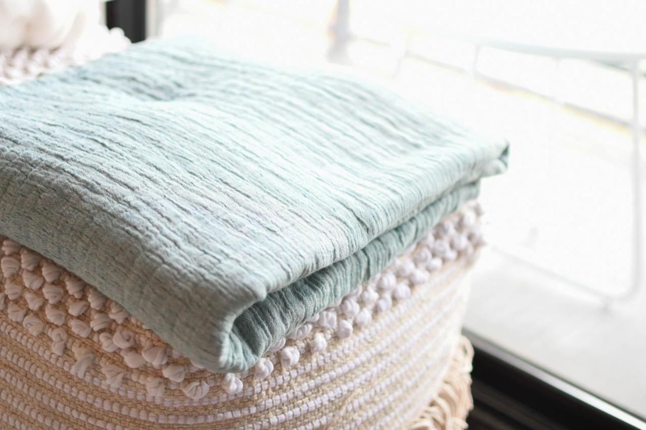 Apartment {cloud 9} Luxury 2 Bedroom In Uptown *