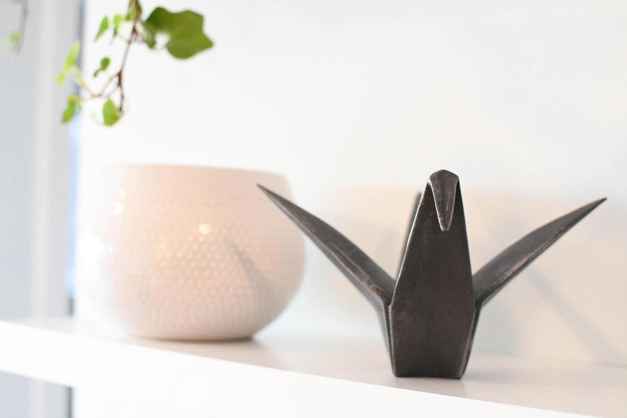 {cloud 9} Luxury 2 Bedroom In Uptown Apartment *