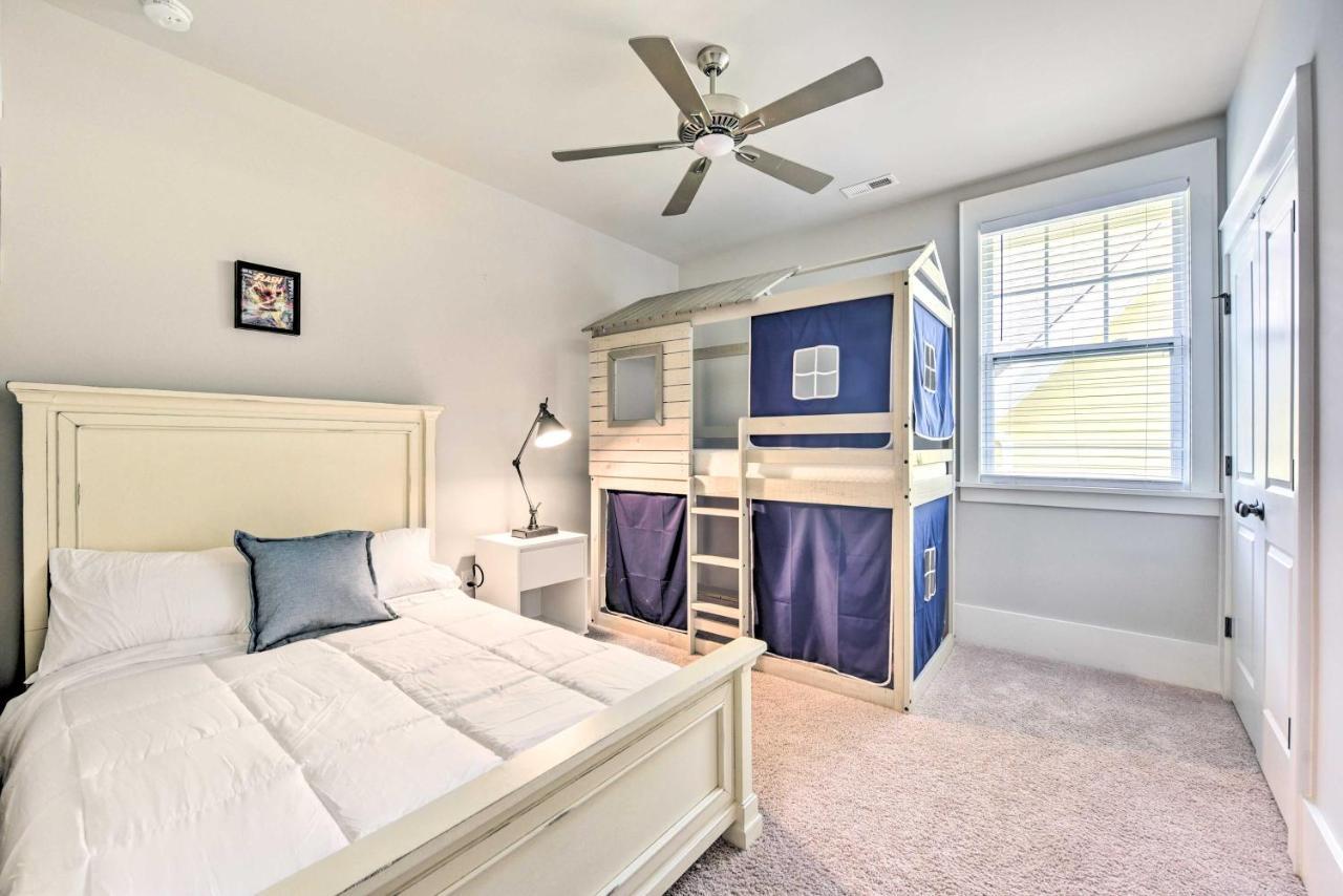 Modern About 4 Mi To Downtown! * Charlotte