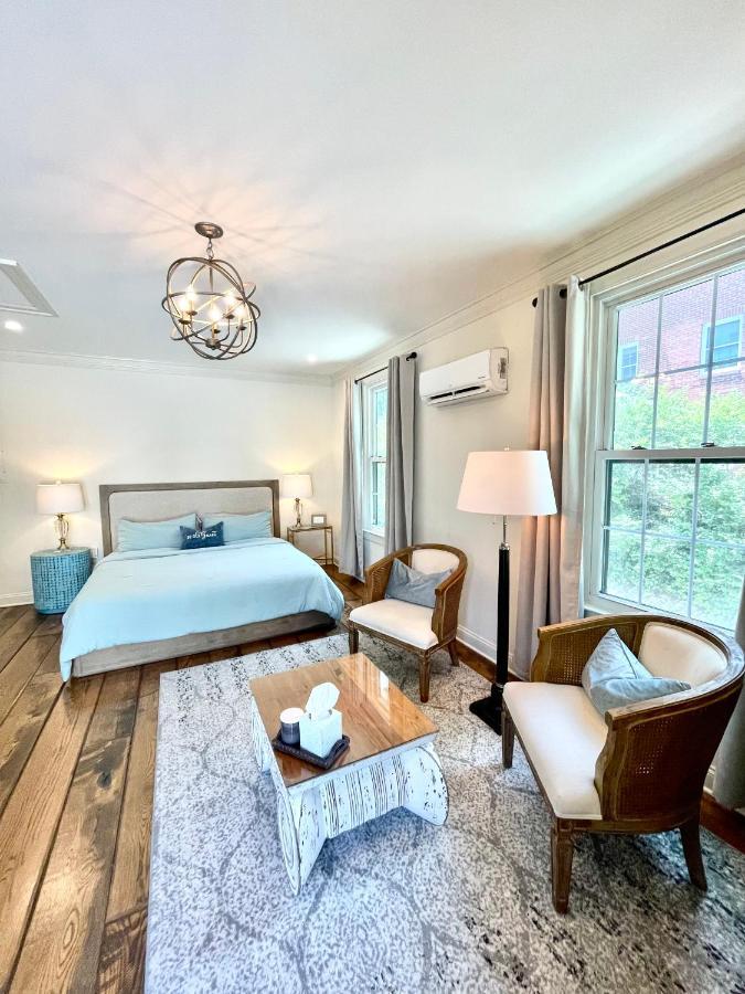 5 Stars In Eastover Guest house Charlotte