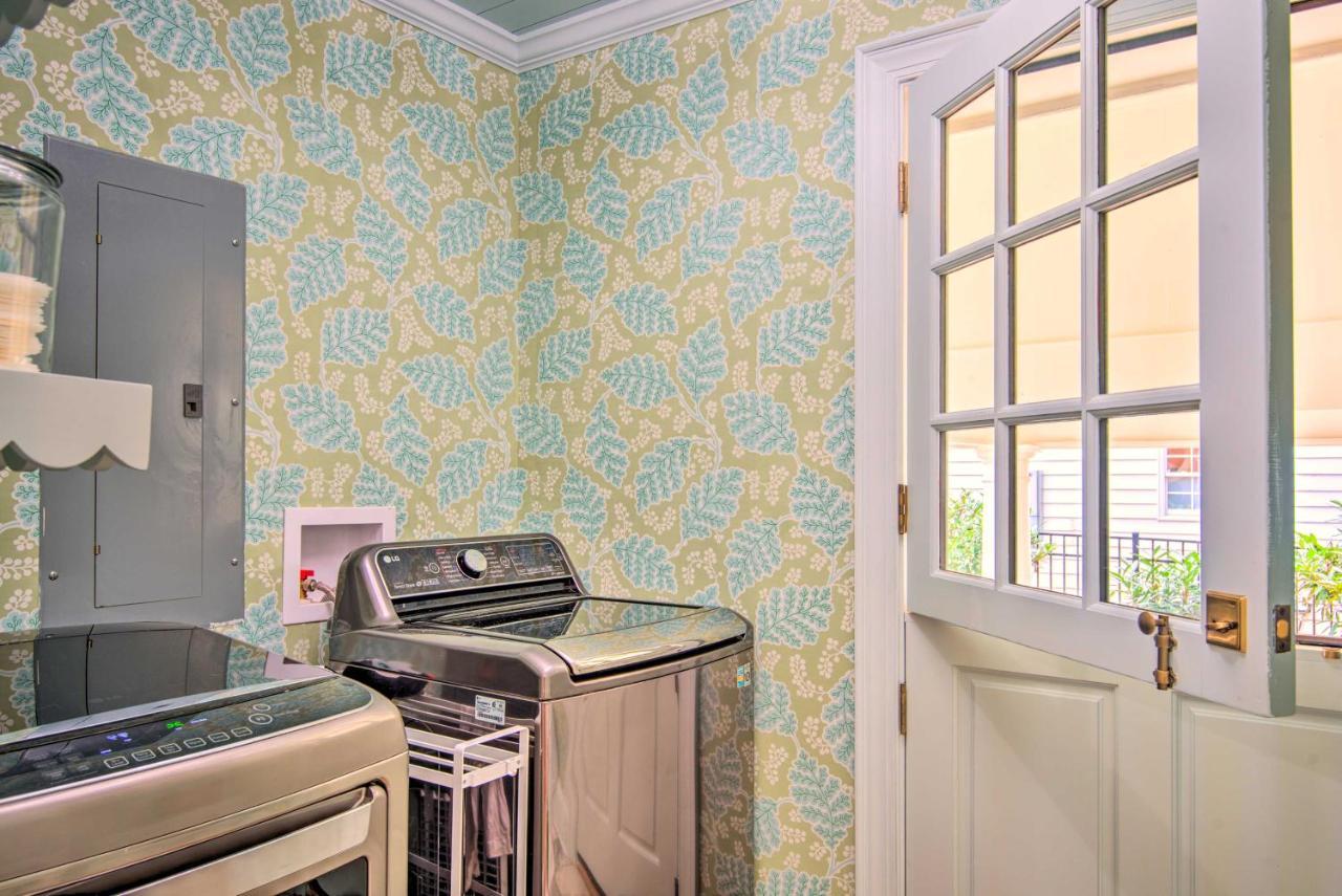 Holiday home Stunning Private Pool!