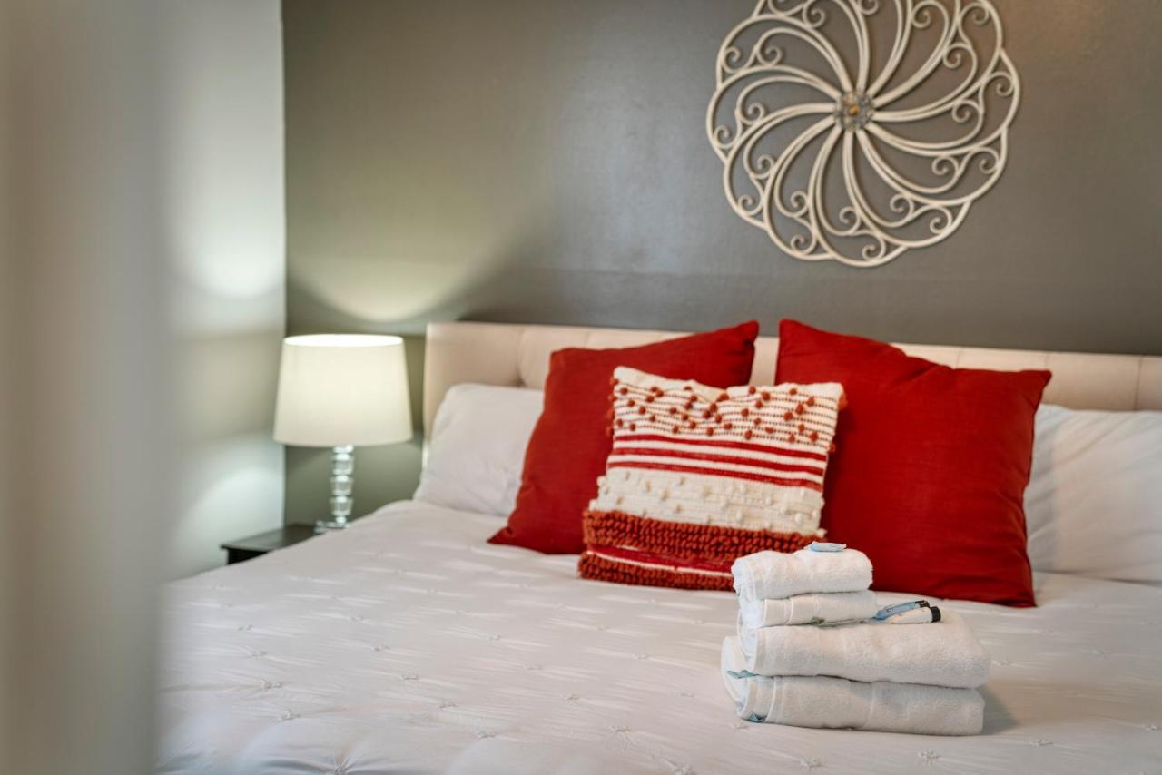 Apartment Trendy Escape ◉ California King Bed Awaits! *