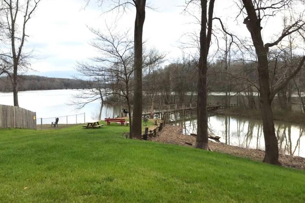 Belmont Nc Riverfront 2-bedroom Garden Holiday home *