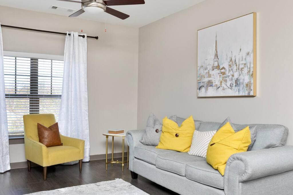 Apartment 1br Uptown, Pool, Wine, Near Convention Center_311 Charlotte