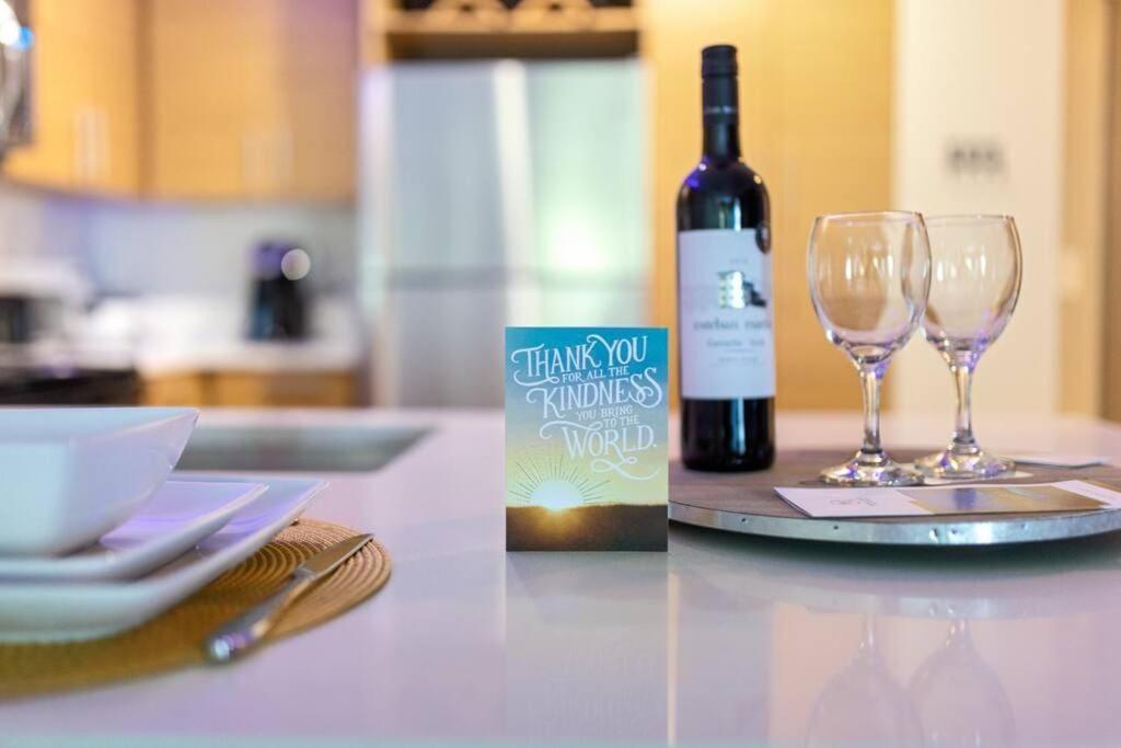 1br Uptown, Pool, Wine, Near Convention Center_311 * Charlotte