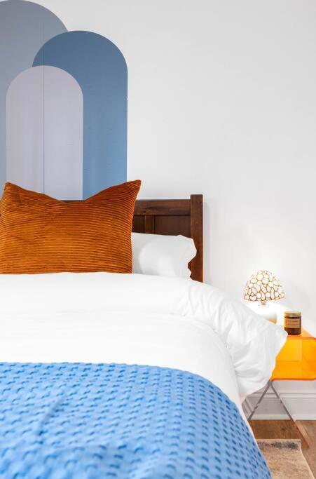 5bd Vibrant Haven: Basketball - 10mins To Airport Charlotte