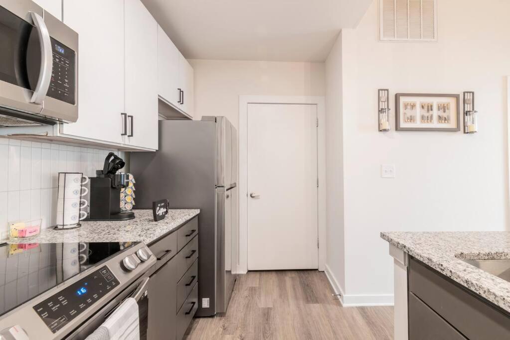 Charming Cozy With Wi-fi & Free Parking