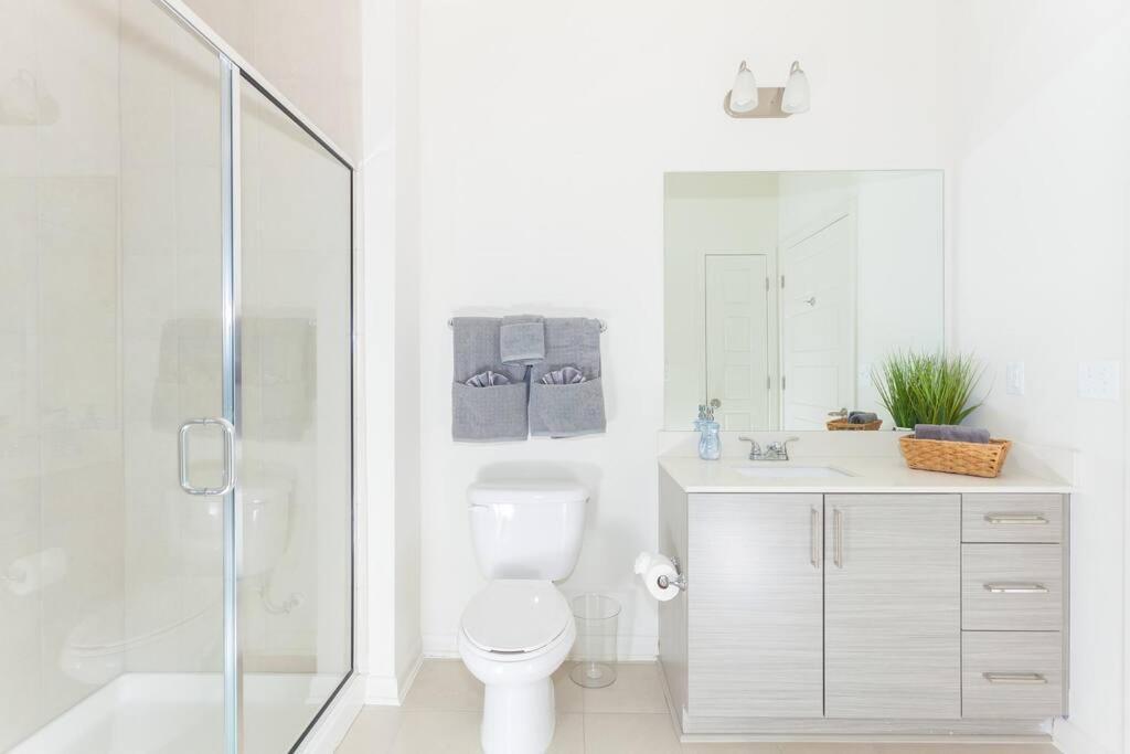 Apartment League Flats Uptown At West Trade Street Charlotte