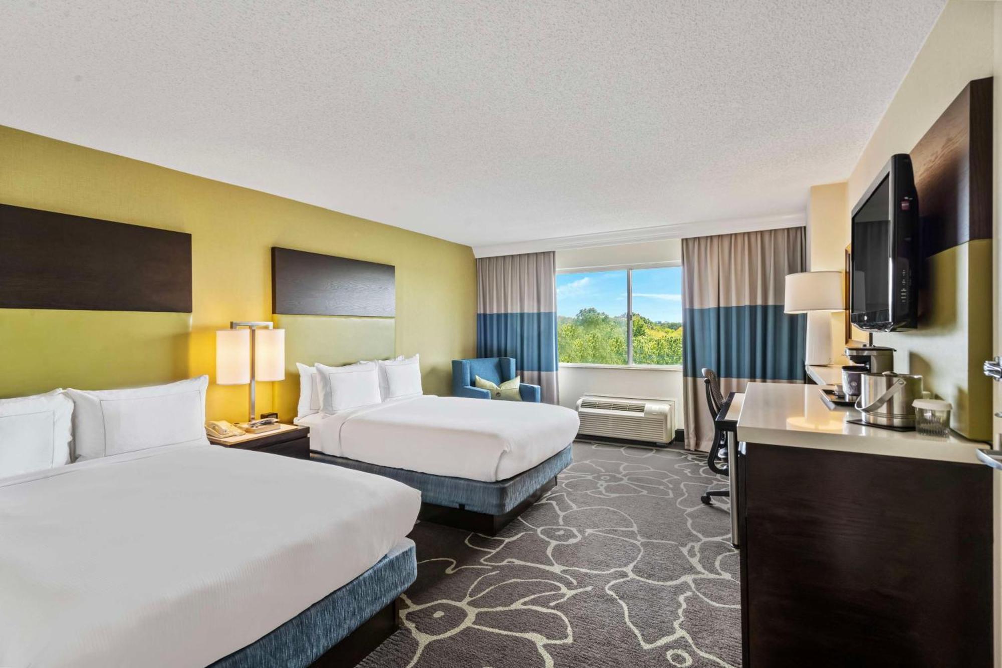 Hotel Doubletree By Hilton Uptown Charlotte