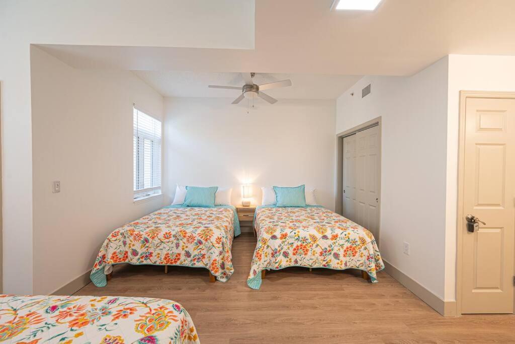 Queen Classic Apartment Charlotte