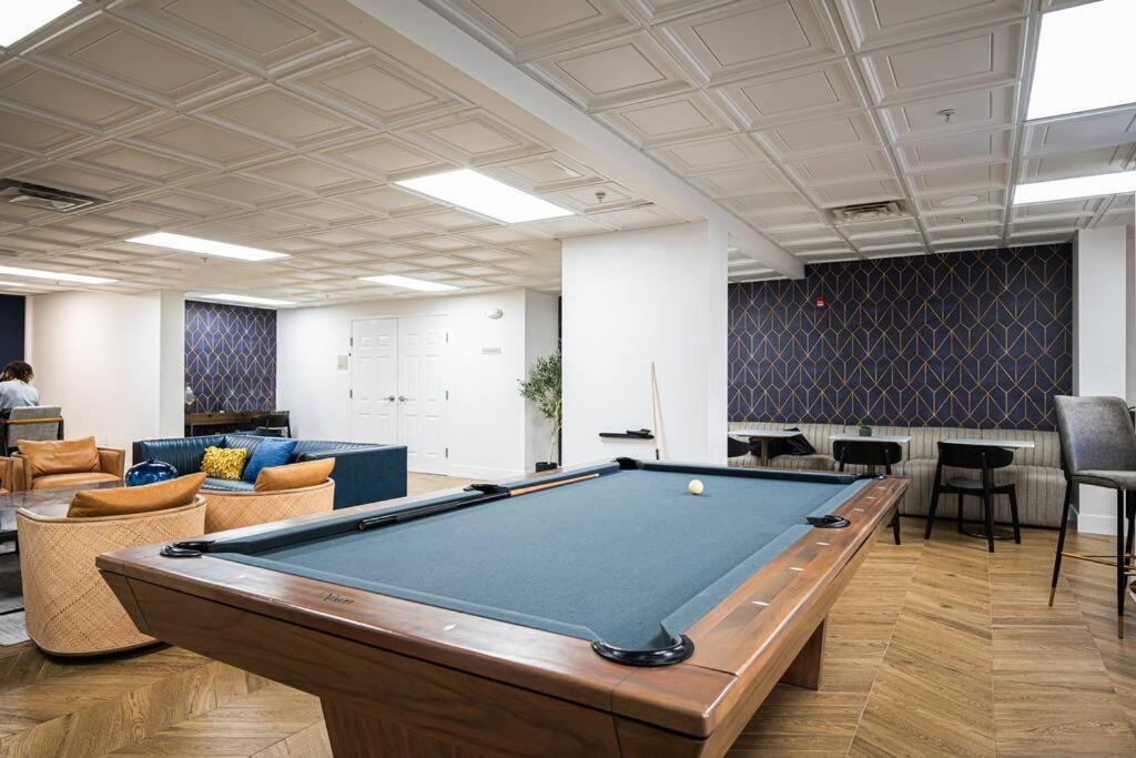 Queen Classic Apartment *