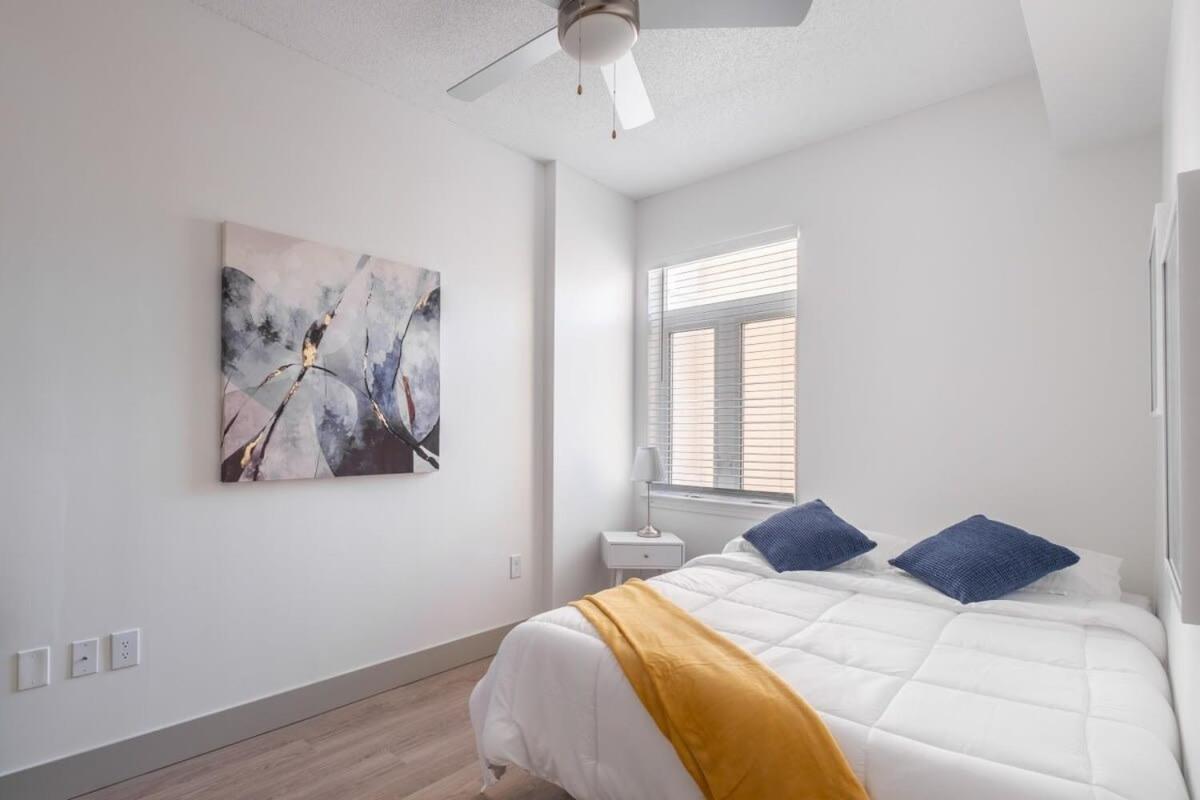 Apartment 3br Modern Downtown With Gym & Office