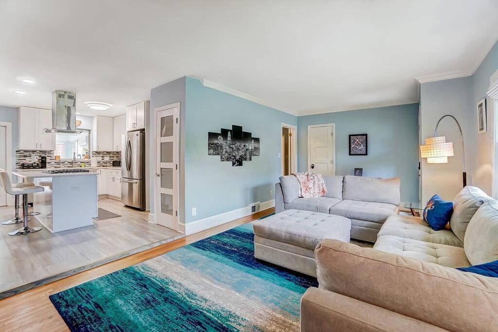 Poolside With Fire Pit Fun And King Holiday home Charlotte