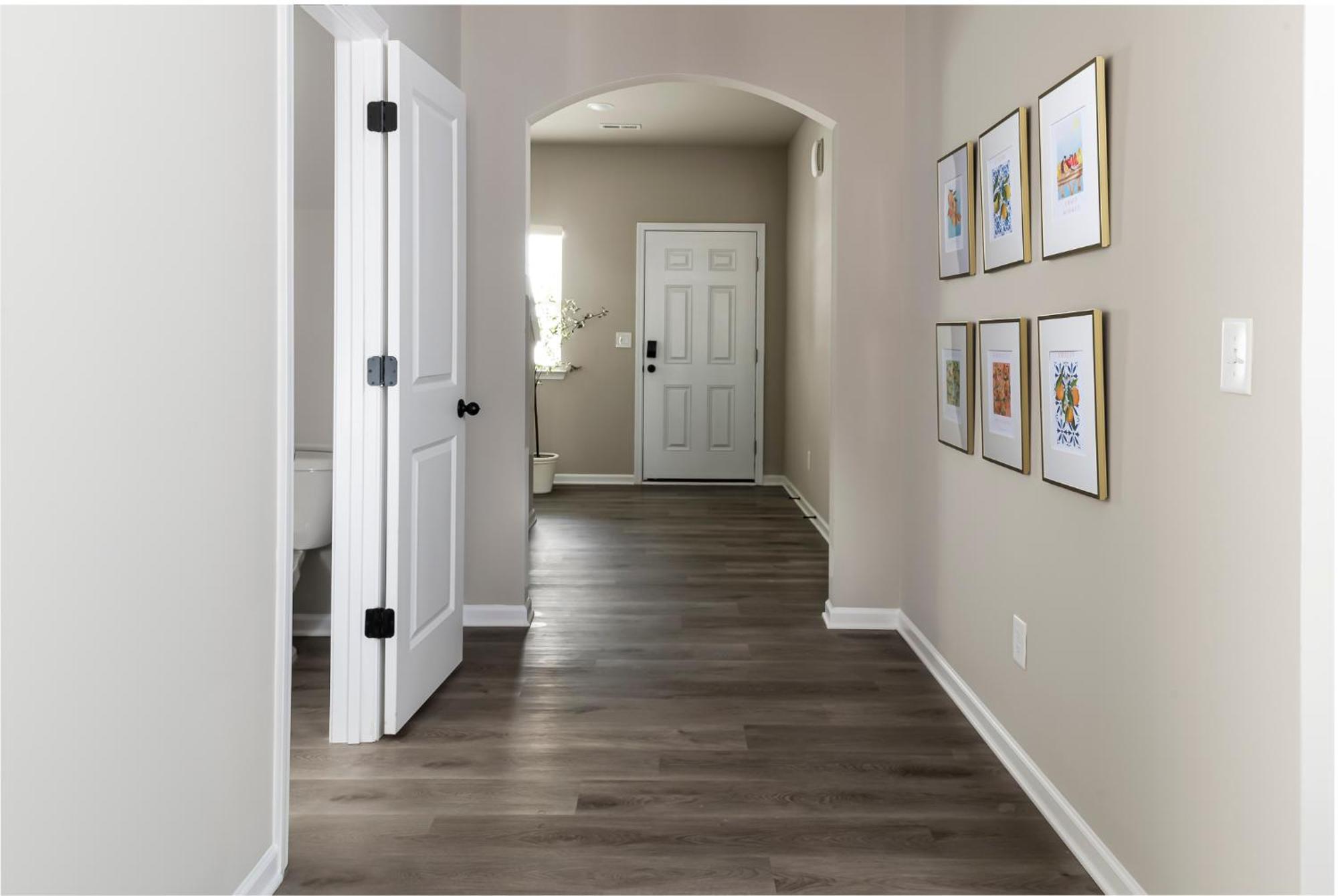 Holiday home Spacious 4bd Retreat - Location - Backyard Charlotte