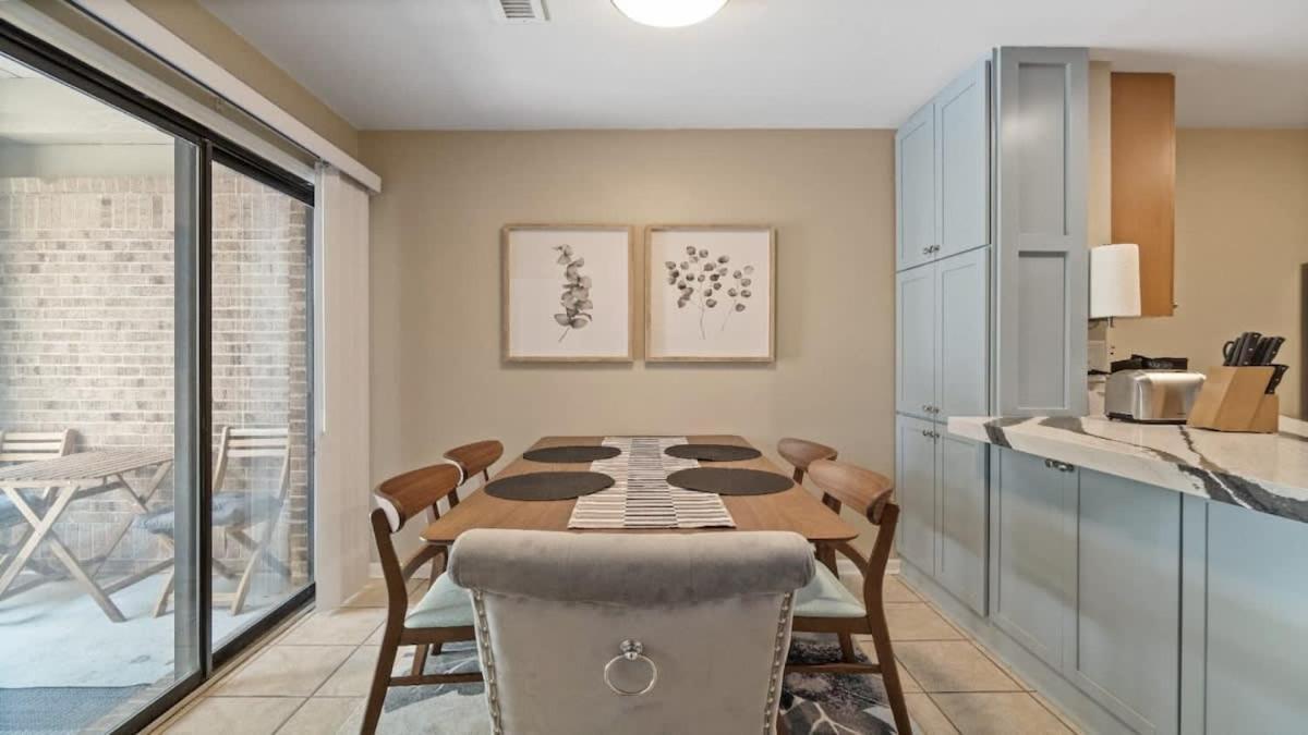 Holiday home Gorgeous 2 Bedroom Near Carowinds - Patio - Pool *