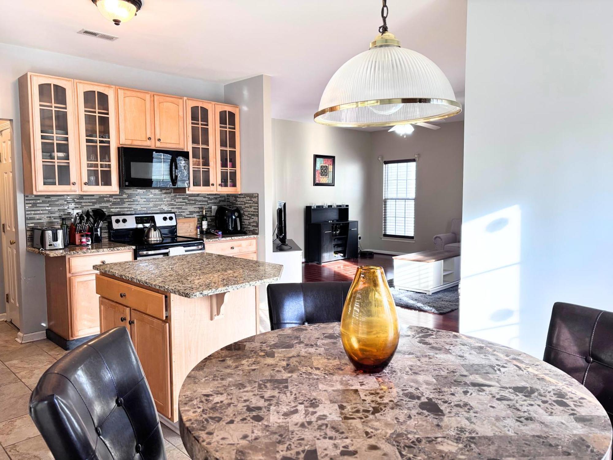 Villa Amazing 4 Bdrm W Garage In Charlotte
