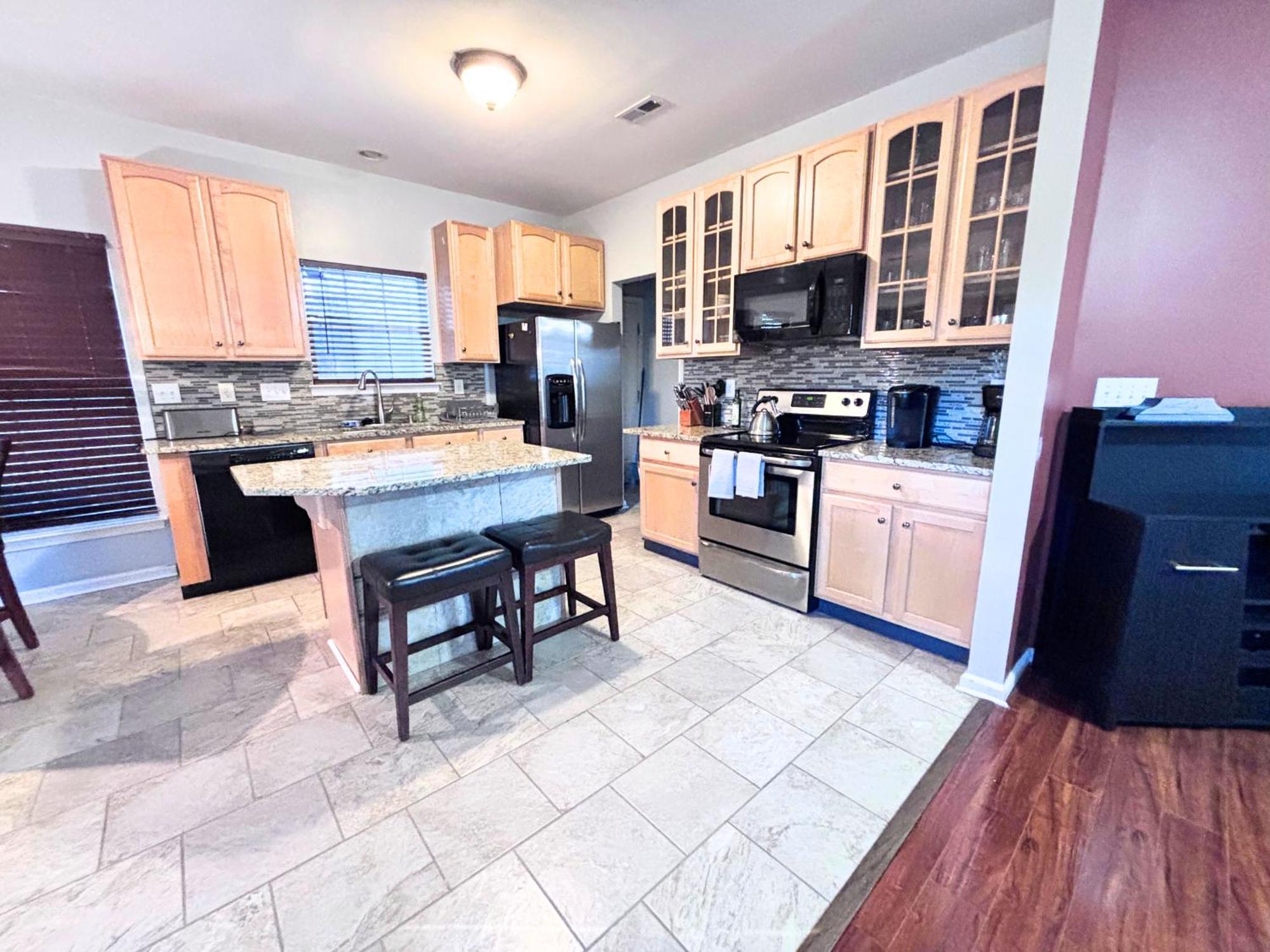 Villa Amazing 4 Bdrm W Garage In *