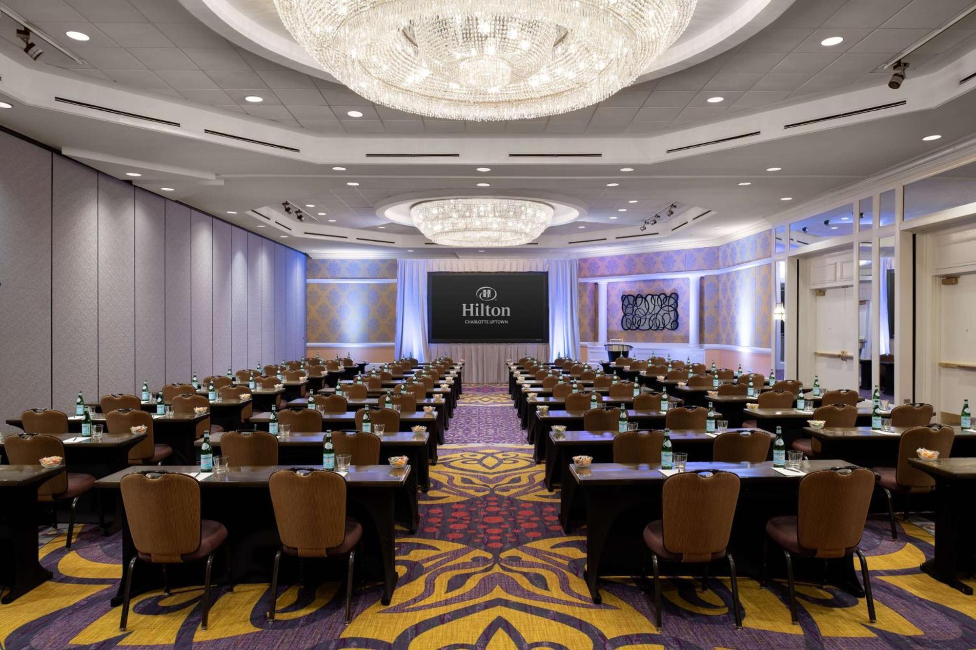 Hotel Hilton Uptown