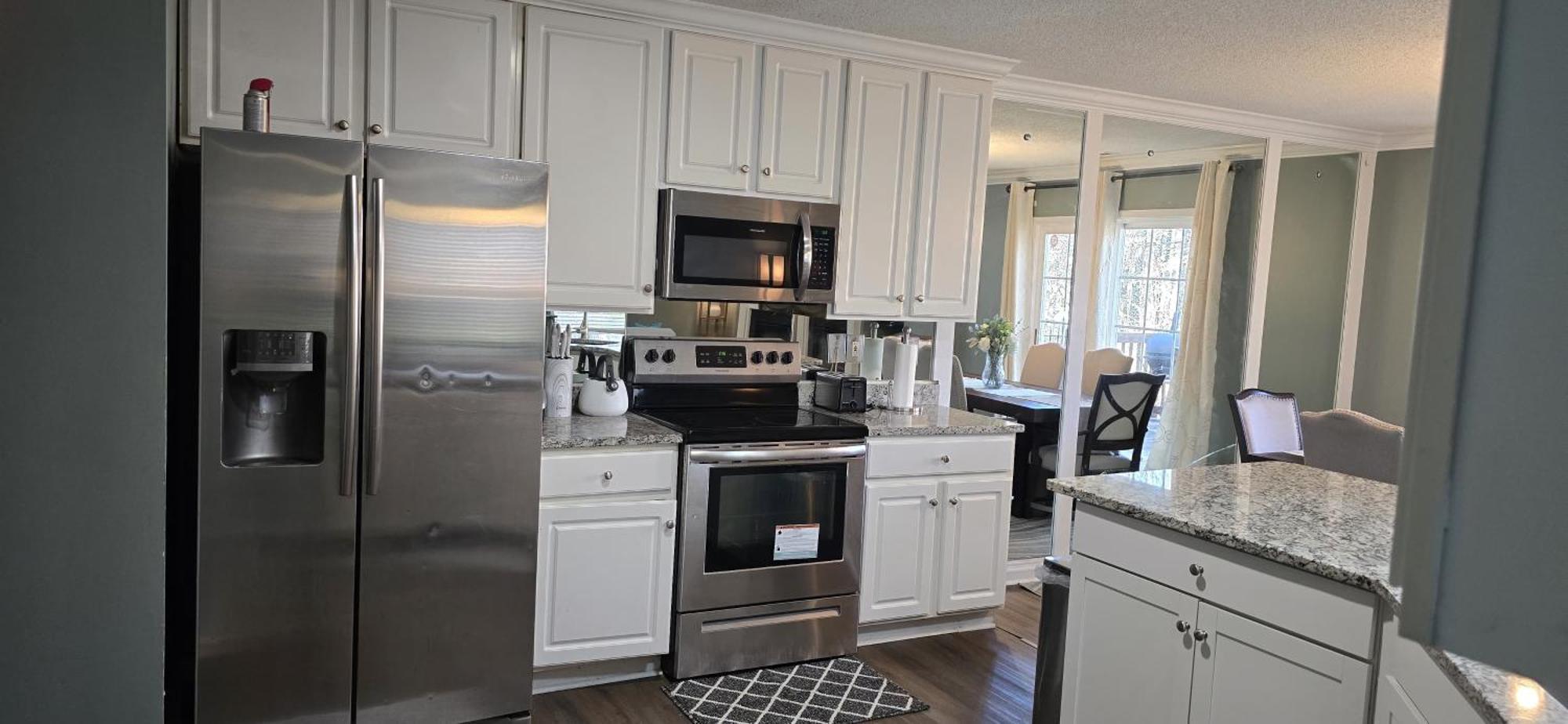 Single Rm Or Entire Near Uptown * Charlotte