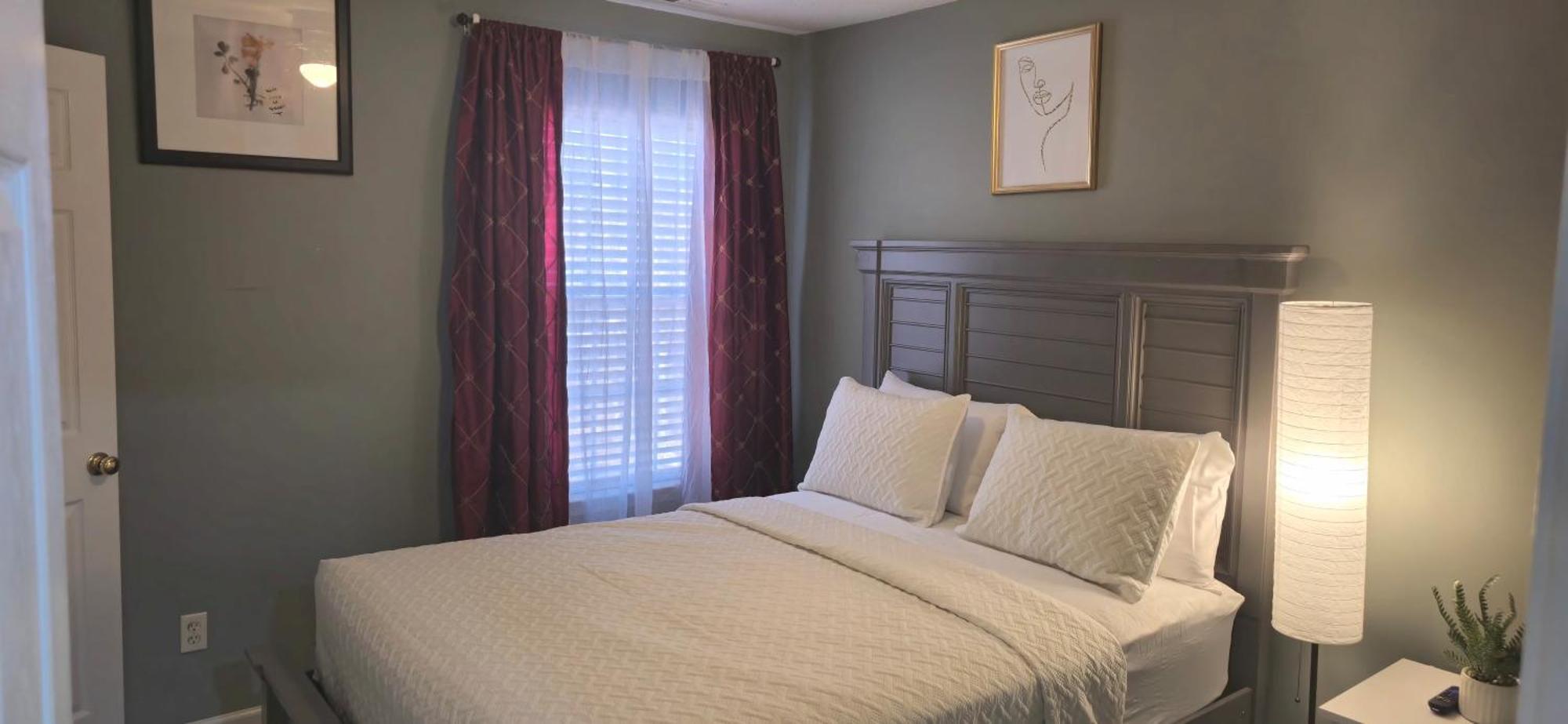 Guest house Single Rm Or Entire Near Uptown