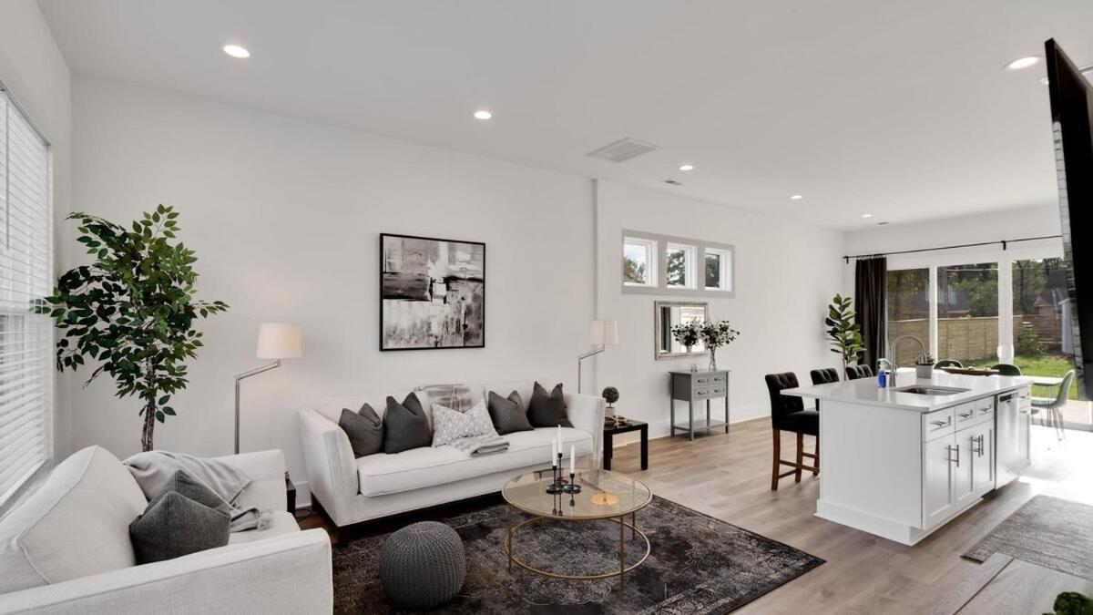 Stylish Two Story Close To South End And Uptown Holiday home Charlotte