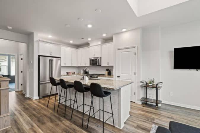 Luxurious King 3br Townhouse In Uptown Charlotte! Charlotte