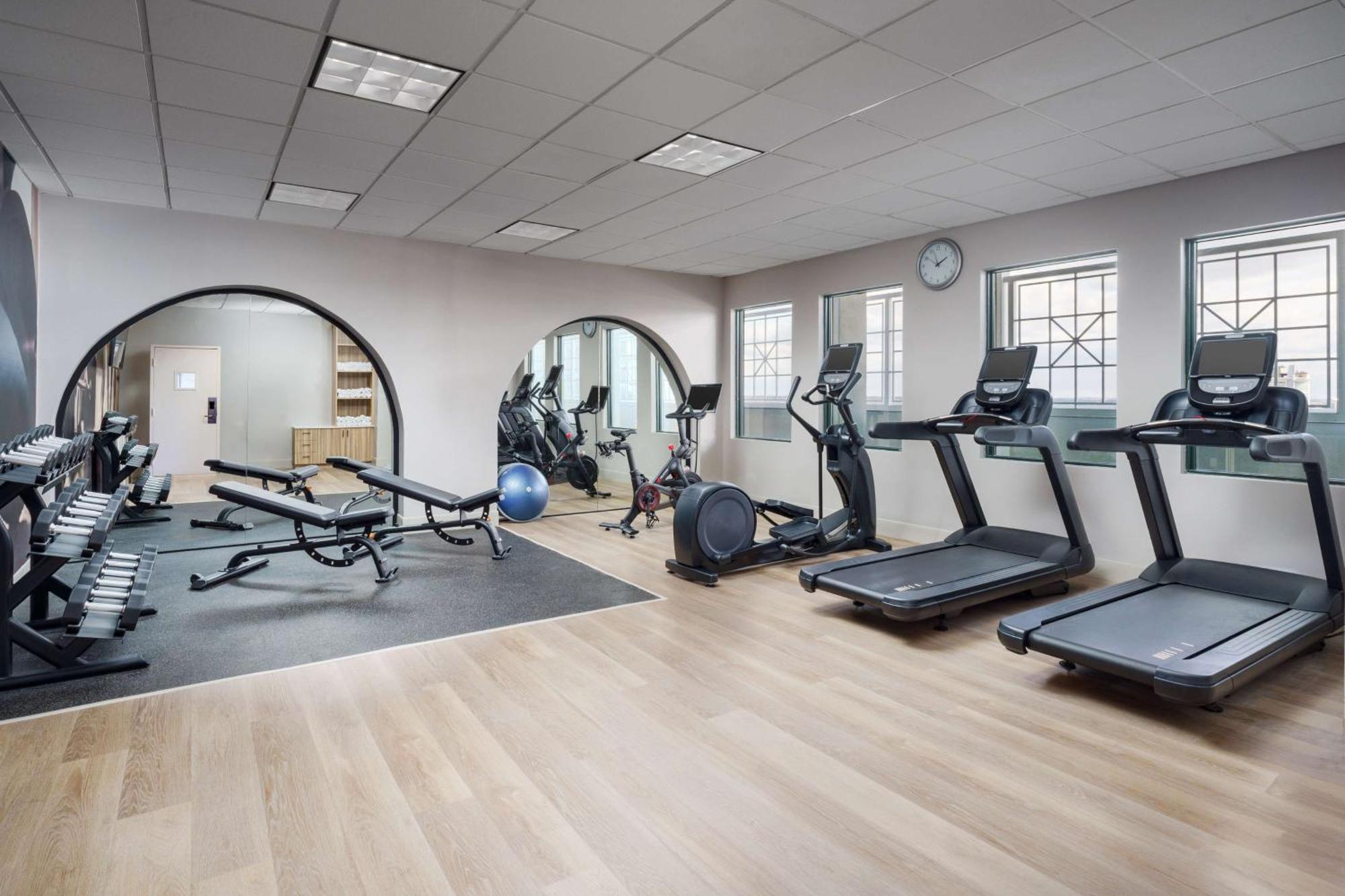 Hotel Doubletree By Hilton Center 4*